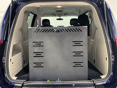 Used 2017 Dodge Grand Caravan SE w/ Power Window Group FWD image 7