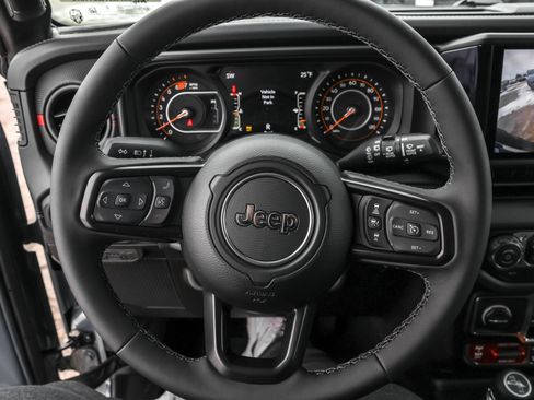 New 2026 Jeep Wrangler Unlimited Rubicon AWD/4WD image 26