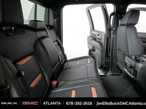 Used 2024 GMC Sierra 2500 AT4 w/ AT4 Premium Plus Package AWD/4WD image 20