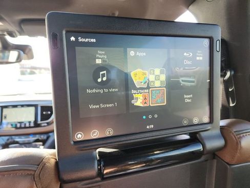 Used 2020 Chrysler Pacifica Limited w/ Advanced Safetytec Group image 15