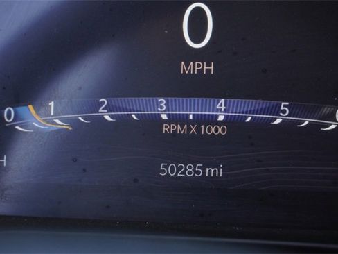 Used 2024 Jeep Grand Cherokee L Limited w/ Black Appearance Package image 35