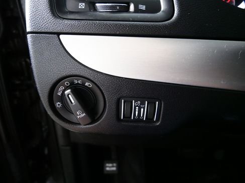 Used 2016 Dodge Grand Caravan R/T w/ Driver Convenience Group FWD image 26