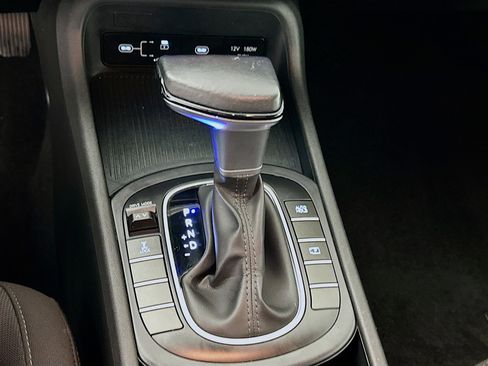 Used 2025 Hyundai Kona SEL image 24