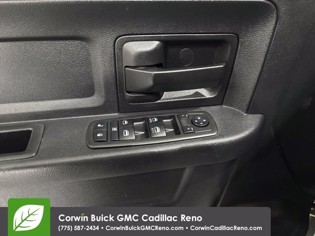 Used 2014 RAM 2500 Tradesman w/ Chrome Appearance Group AWD/4WD image 11