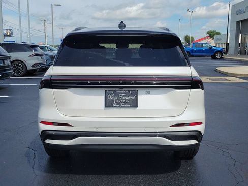New 2026 Lincoln Nautilus Reserve w/ Jet Appearance Package AWD/4WD image 5