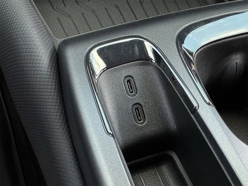 New 2026 Chevrolet Equinox EV RS image 15