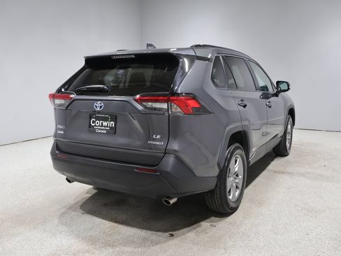 Used 2024 Toyota RAV4 LE AWD/4WD image 2