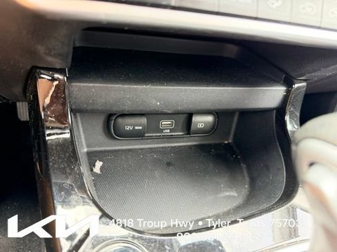 Used 2023 Kia Seltos S w/ Navigation Package FWD image 21