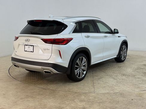 Used 2023 INFINITI QX50 Sensory AWD/4WD image 9