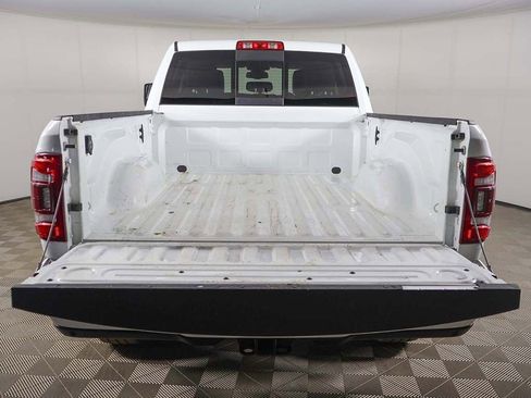 Used 2024 RAM 2500 Laramie AWD/4WD image 15