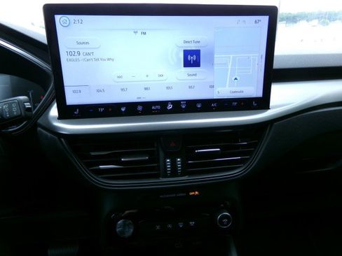 Used 2023 Ford Escape Active w/ Tech Pack #1 AWD/4WD image 19