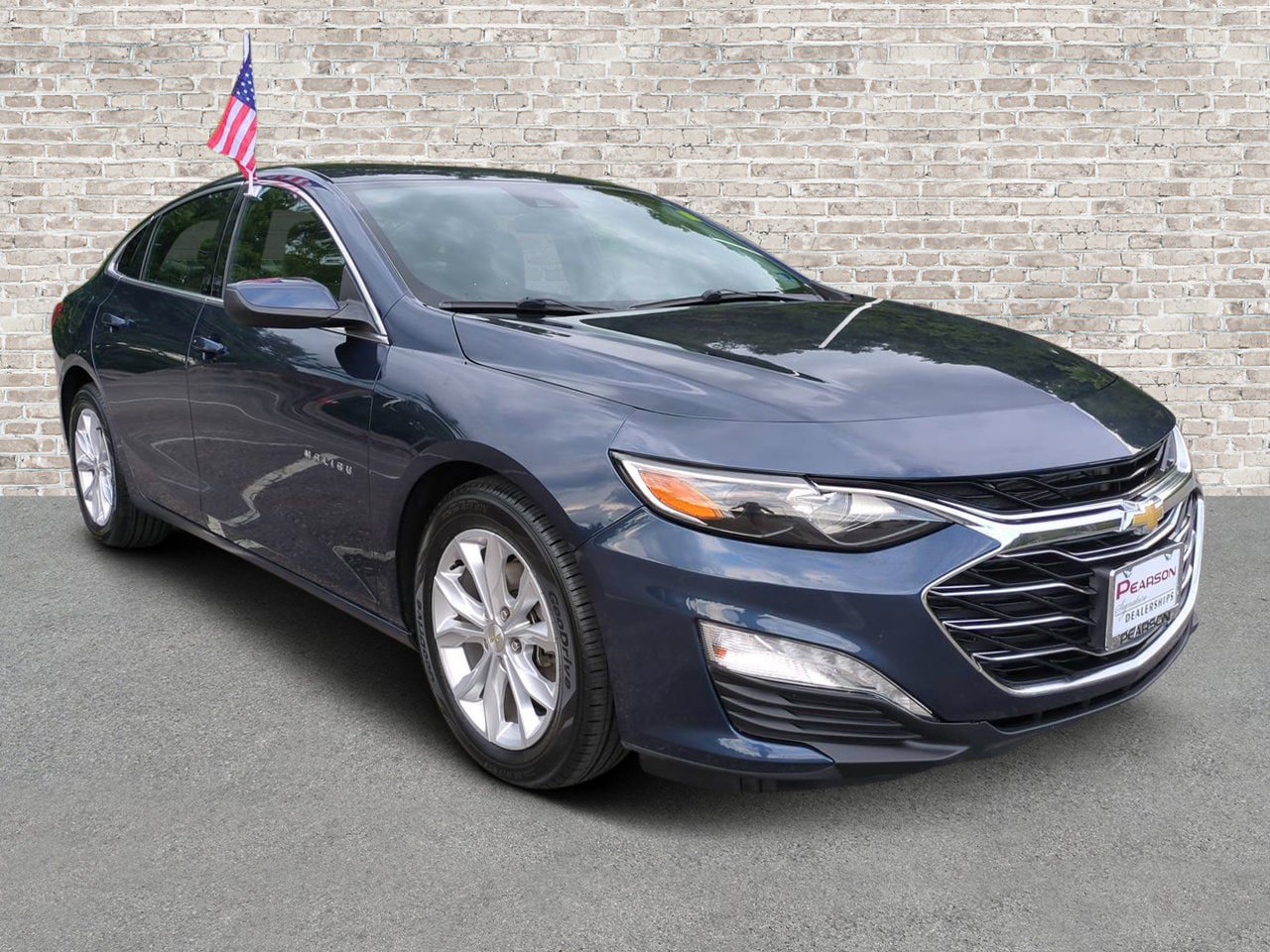 Used 2019 Chevrolet Malibu LT w/ Driver Confidence Package II FWD image 1