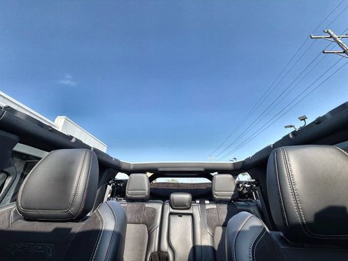 Used 2026 Ford Bronco Raptor AWD/4WD image 16