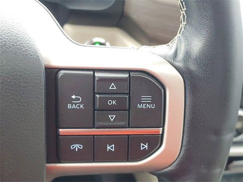 Used 2022 Ford Expedition Limited image 24