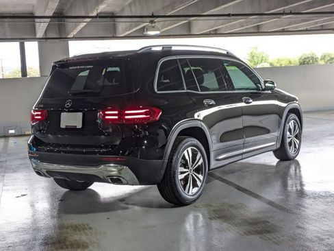 Used 2025 Mercedes-Benz GLB 250 image 8