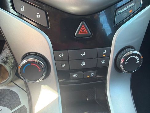 Used 2014 Chevrolet Cruze LT w/ All-Star Edition FWD image 20