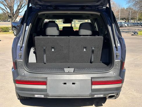 Used 2025 Hyundai Santa Fe Limited image 16