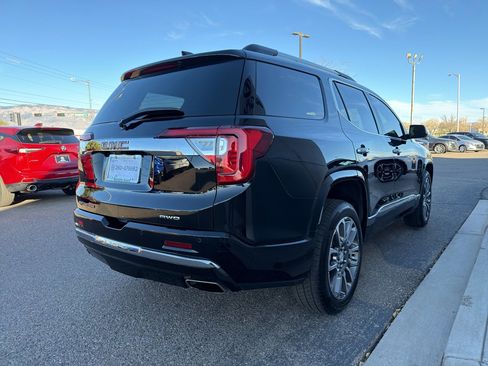 Used 2021 GMC Acadia Denali w/ Denali Technology Package image 5