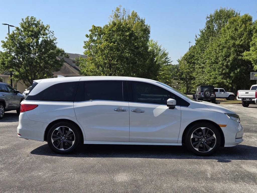 Used 2024 Honda Odyssey Elite image 6