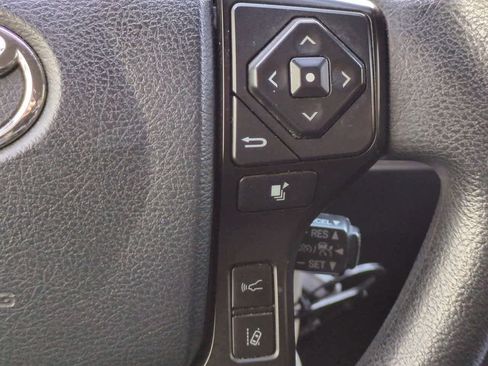 Used 2019 Toyota Tundra SR image 25