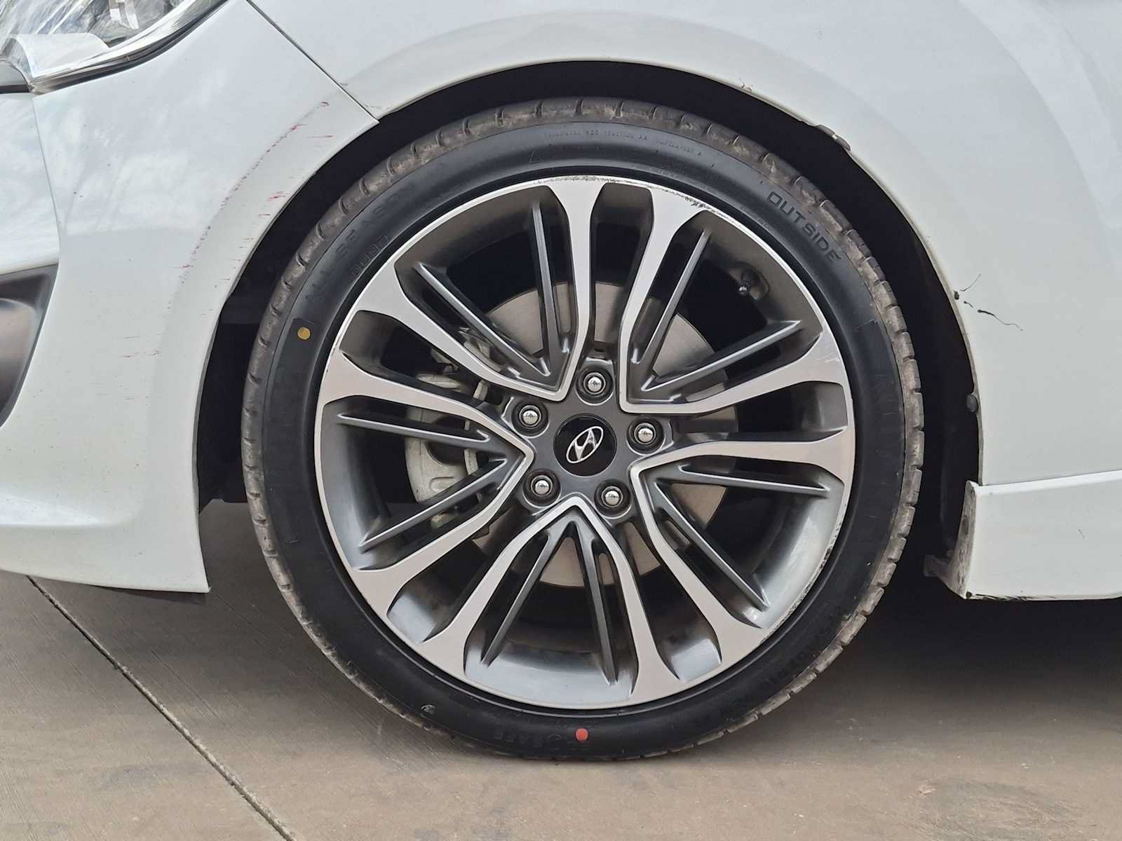 Used 2016 Hyundai Veloster Turbo FWD image 13