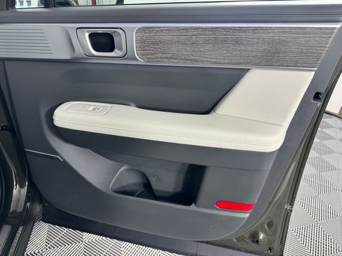 Used 2025 Hyundai Santa Fe Calligraphy image 32