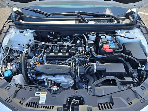 Certified 2025 Honda Accord LX image 17