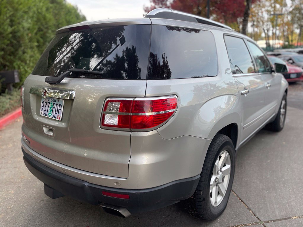 Used 2008 Saturn Outlook XR w/ Premium Trim Package FWD image 4