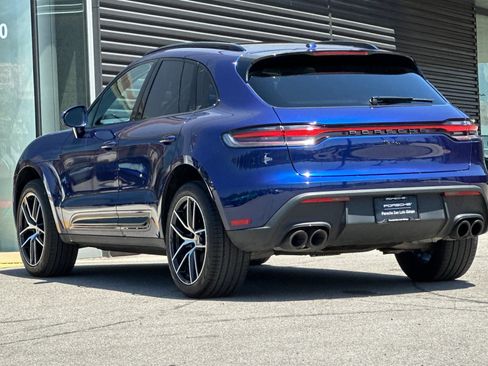Used 2024 Porsche Macan AWD/4WD image 3