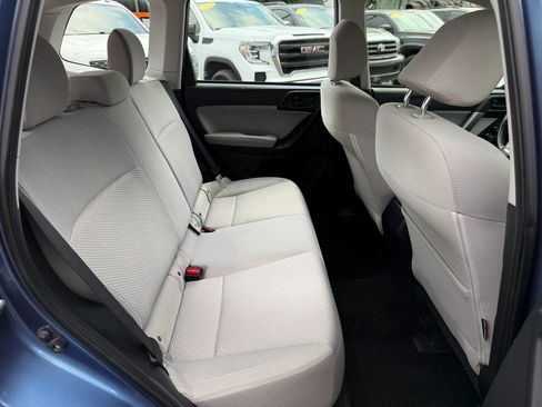 Used 2017 Subaru Forester 2.5i AWD/4WD image 18