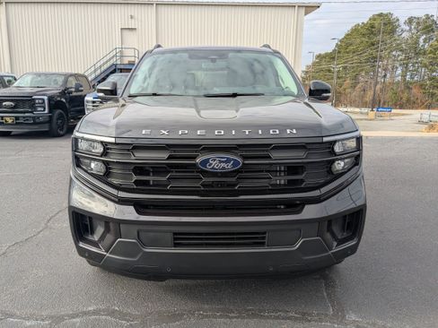 New 2026 Ford Expedition Max Active RWD image 8
