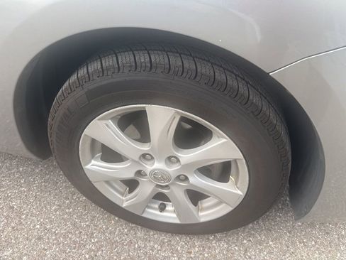 Used 2010 MAZDA MAZDA3 i Touring image 8