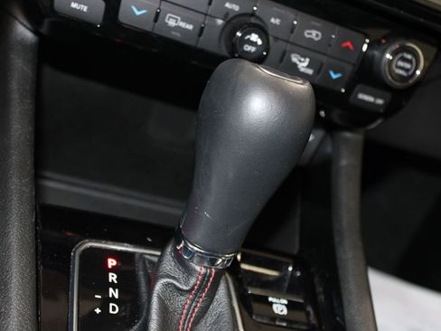 Used 2025 Jeep Compass Trailhawk AWD/4WD image 53