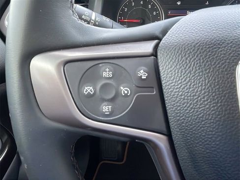 Used 2023 GMC Acadia AT4 image 21