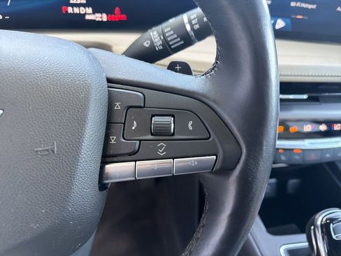 Certified 2024 Cadillac XT4 Luxury w/ Cold Weather Package image 28