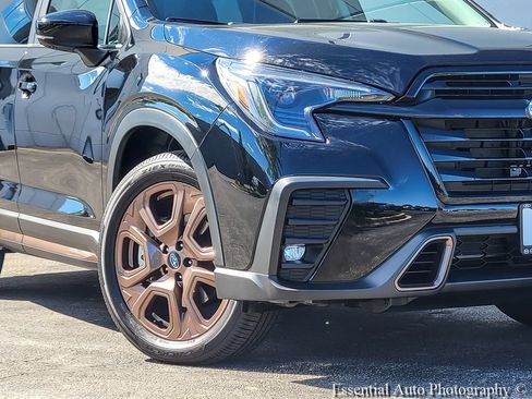 Certified 2025 Subaru Ascent Bronze Edition w/ Popular Package #2 AWD/4WD image 3