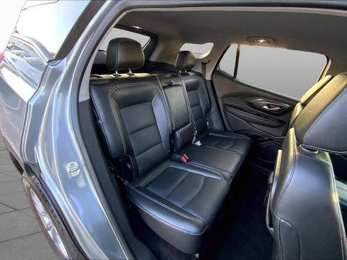 Used 2023 GMC Terrain SLT AWD/4WD image 19