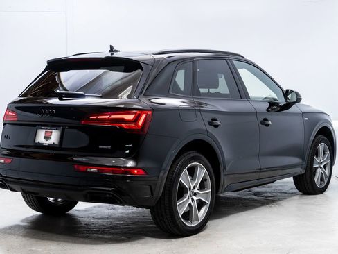 Used 2025 Audi Q5 2.0T Premium w/ Convenience Plus Package image 7