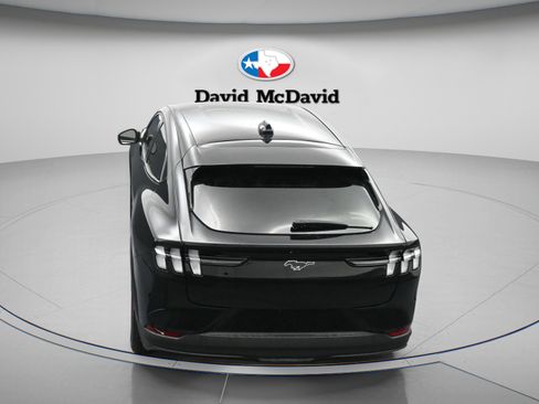Used 2025 Ford Mustang Mach-E Premium AWD/4WD image 40
