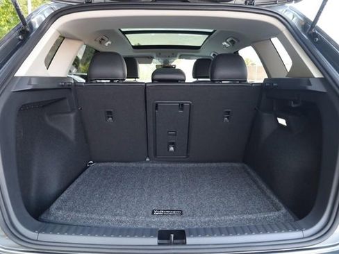 New 2025 Volkswagen Taos SE image 7