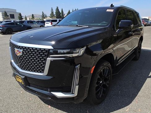 Used 2023 Cadillac Escalade Premium Luxury RWD image 1