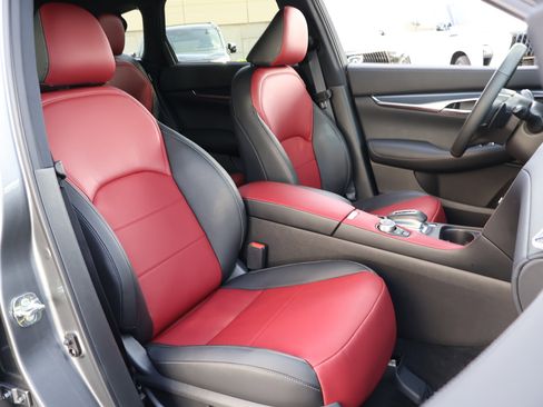 Certified 2025 INFINITI QX50 Sport image 23