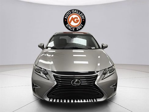Used 2018 Lexus ES 350 image 2