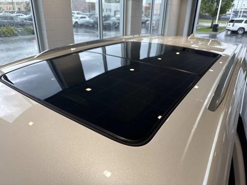 Certified 2024 Cadillac XT6 Premium Luxury w/ LPO, Floor Liner Package AWD/4WD image 13