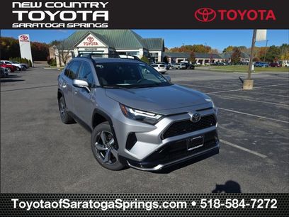 New 2025 Toyota RAV4 SE