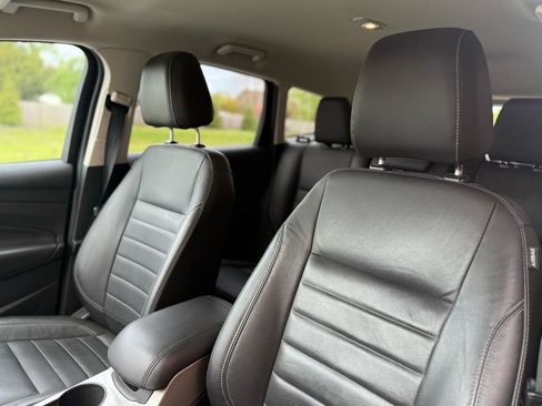 Used 2013 Ford Escape SEL image 28