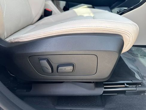 Used 2025 BMW X1 xDrive28i image 29