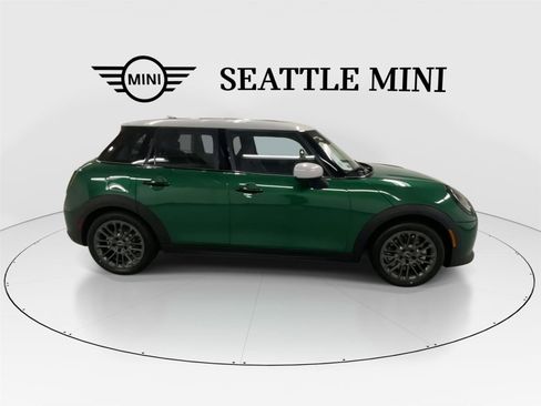 New 2026 MINI Cooper 4-Door Hardtop image 13