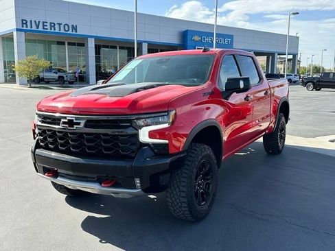 Used 2024 Chevrolet Silverado 1500 ZR2 w/ Technology Package AWD/4WD image 30