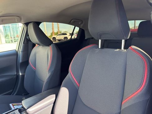 Used 2024 Toyota Prius Prime SE image 13